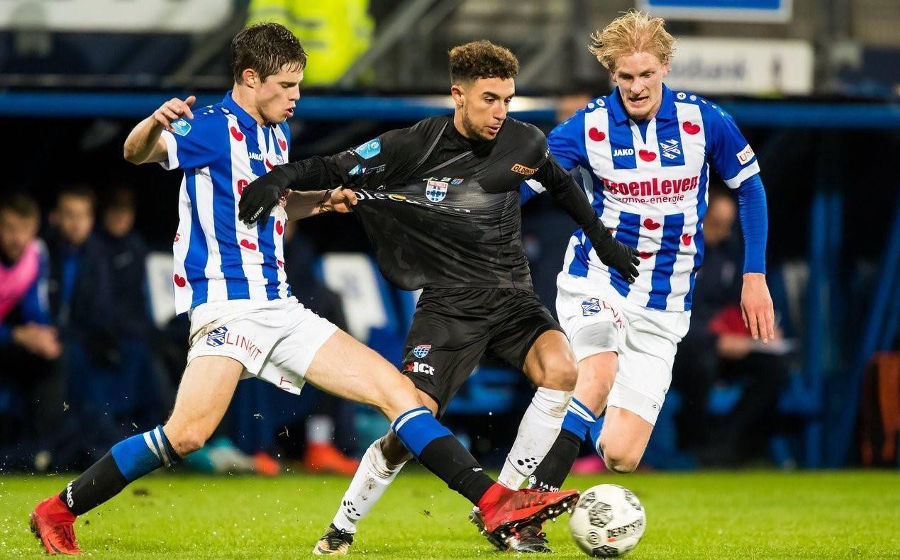 情的观众支 情的观众支